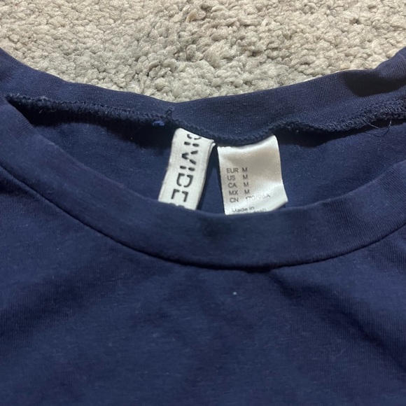 navy blue basic tee - Picture 2 of 2